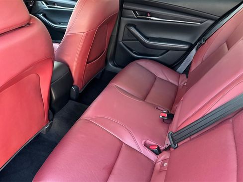 Used 2023 MAZDA MAZDA3 s image 5