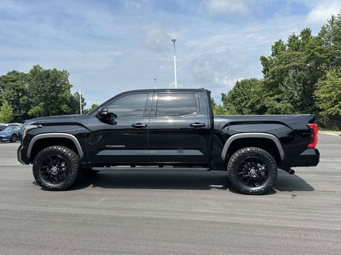 Used 2023 Toyota Tundra Limited AWD/4WD image 23