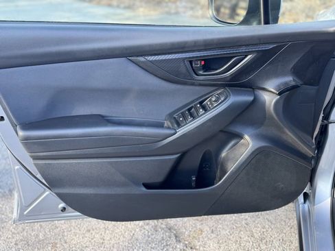 Used 2019 Subaru Crosstrek 2.0i Premium image 9