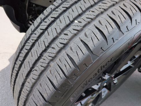 Used 2025 Jeep Wrangler Sahara w/ Safety Group image 12