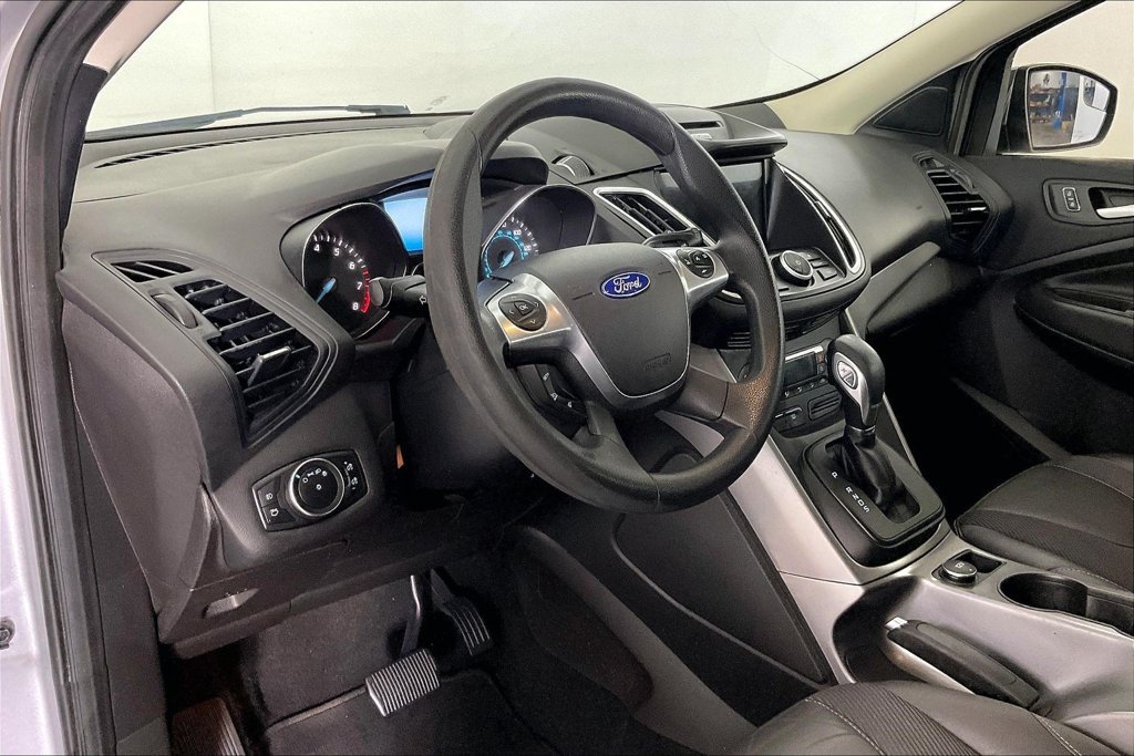 Used 2016 Ford Escape SE w/ SE Chrome Package FWD image 15