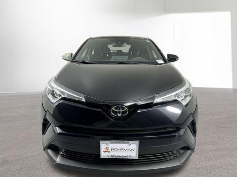 Used 2019 Toyota C-HR XLE image 24