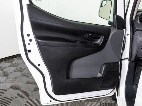 Used 2021 Nissan NV200 SV image 31