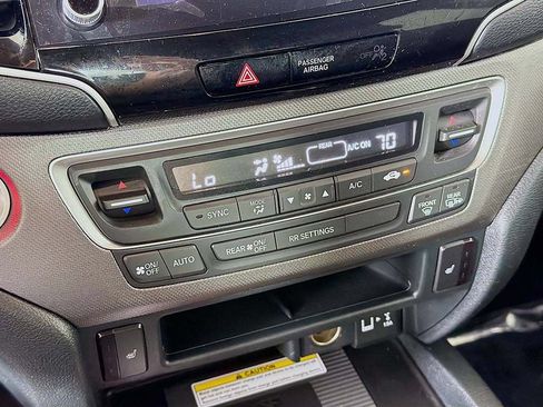Used 2023 Honda Ridgeline RTL-E image 40