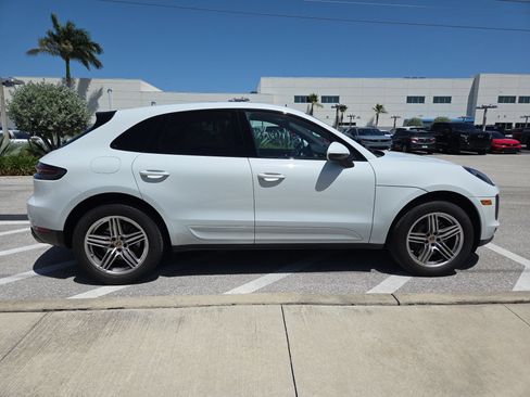 Used 2020 Porsche Macan S AWD/4WD image 7