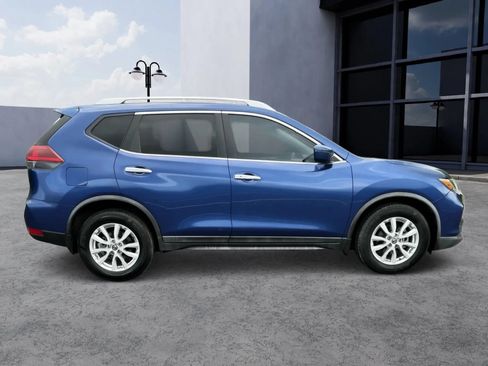Used 2019 Nissan Rogue SV FWD image 6