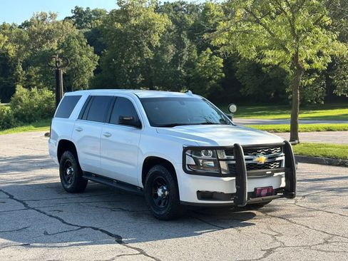 Used 2017 Chevrolet Tahoe 4WD image 3