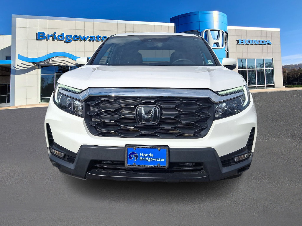 Used 2023 Honda Passport EX-L image 2