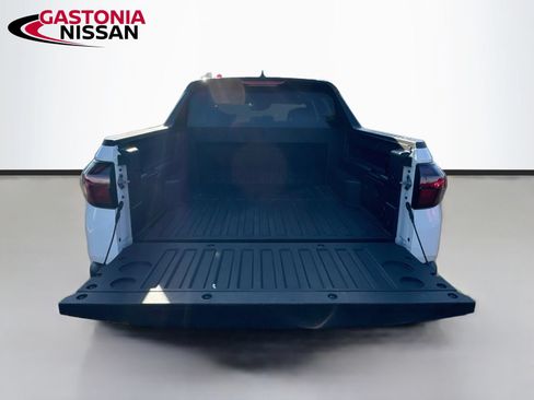Used 2025 Hyundai Santa Cruz SEL FWD image 34