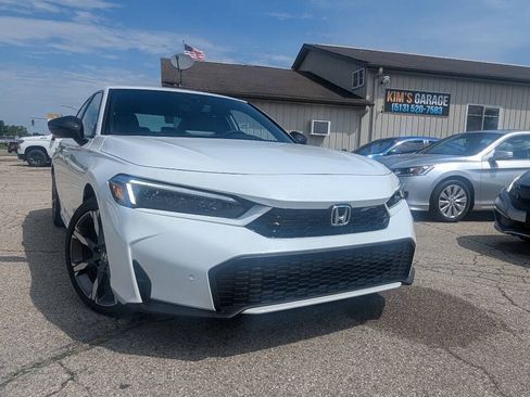 Used 2026 Honda Civic Sport Touring image 3