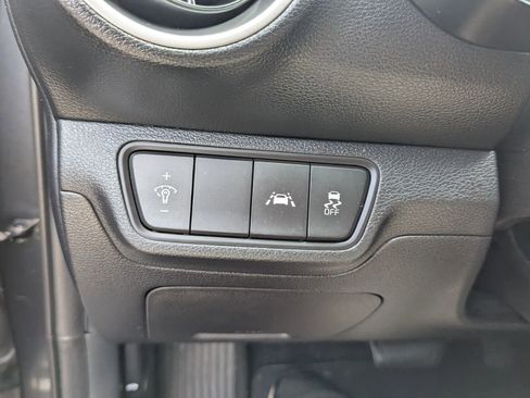 Used 2019 Kia Forte LXS FWD image 21
