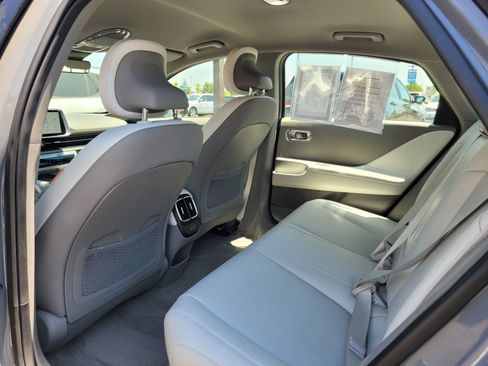 Used 2024 Hyundai Ioniq 6 SEL RWD image 13