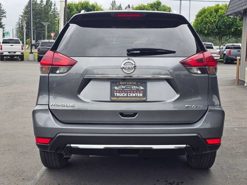 Used 2019 Nissan Rogue SV AWD/4WD image 4