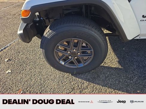 New 2026 Jeep Gladiator Sport image 27