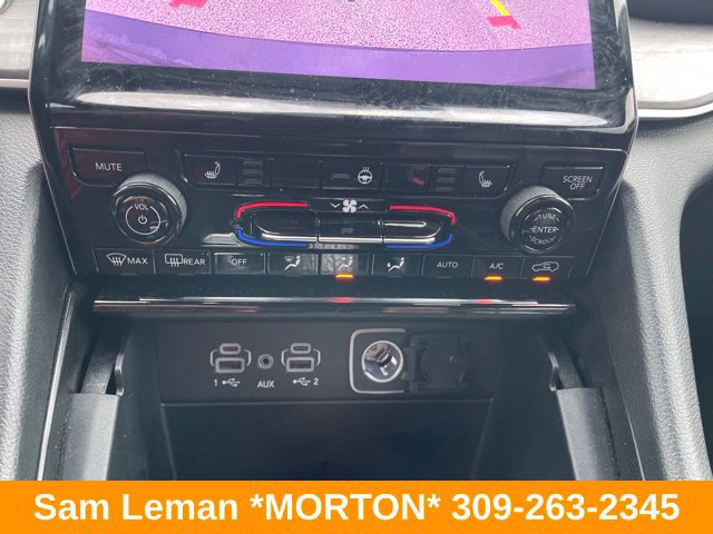 Used 2024 Jeep Grand Cherokee L Limited w/ Black Appearance Package AWD/4WD image 13