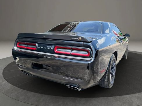 Used 2021 Dodge Challenger R/T Scat Pack RWD image 11