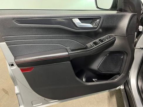 Used 2024 Ford Escape ST-Line FWD image 20