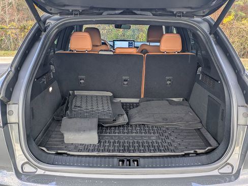 Used 2023 Lincoln Nautilus Black Label w/ Class II Trailer Tow Package image 28