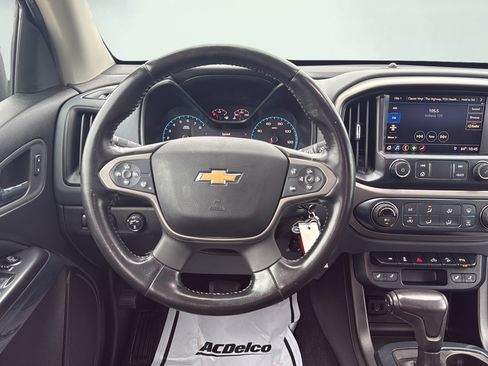 Used 2019 Chevrolet Colorado Z71 AWD/4WD image 19