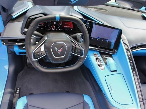 Used 2023 Chevrolet Corvette Stingray Premium Conv w/ Z51 Performance Package RWD image 26
