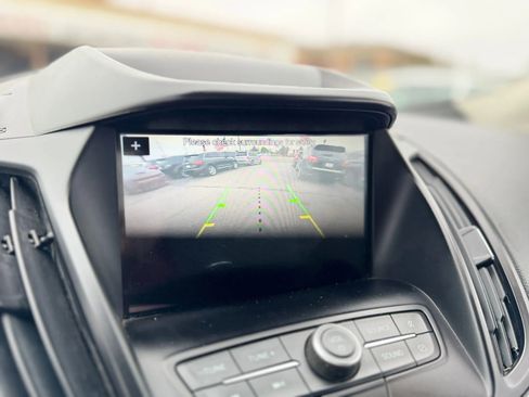 Used 2019 Ford Escape SE image 29