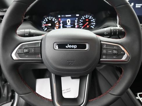 Used 2024 Jeep Compass Trailhawk AWD/4WD image 21