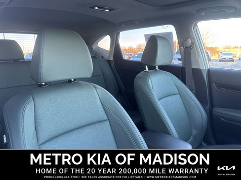Used 2024 Kia Seltos SX w/ SX Sunroof Package image 40