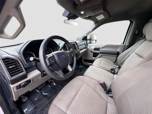 Used 2022 Ford F350 XLT image 9