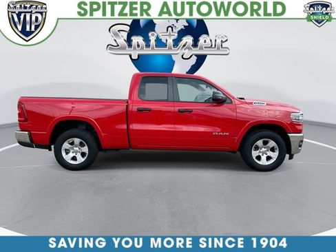 Used 2025 RAM 1500 Big Horn AWD/4WD image 10