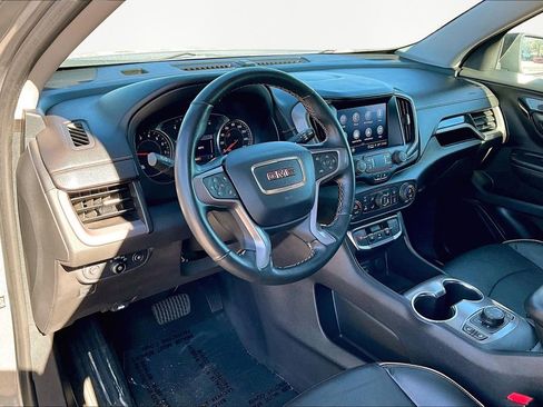 Used 2023 GMC Terrain AT4 image 13
