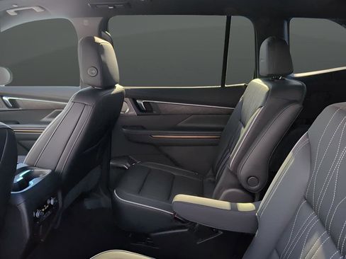 Used 2025 Buick Enclave Avenir w/ Super Cruise Package image 20