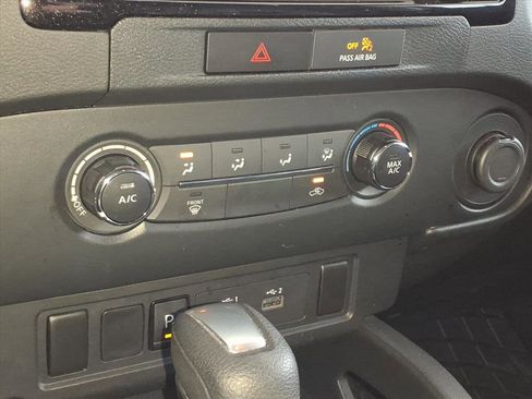 Used 2022 Nissan Frontier S w/ Technology Package image 11