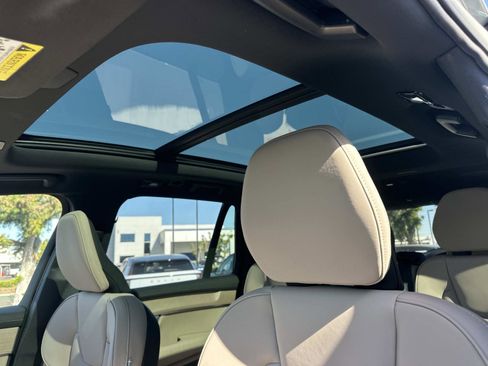 New 2026 Volvo XC90 T8 Plus image 25