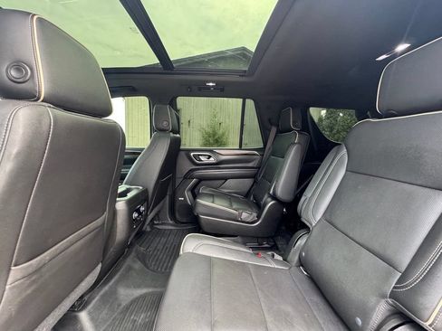 Used 2021 Chevrolet Tahoe Premier w/ Premium Package AWD/4WD image 32