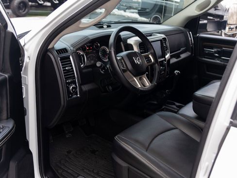 Used 2017 RAM 3500 Laramie image 24