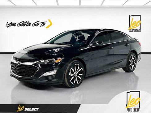 Certified 2024 Chevrolet Malibu RS w/ LPO, Floor Liner Package image 1