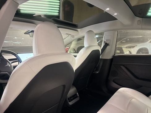 Used 2023 Tesla Model 3 Performance image 11