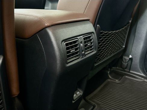 Used 2023 Toyota 4Runner Limited AWD/4WD image 28