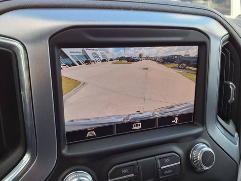 Used 2021 GMC Sierra 1500 SLT AWD/4WD image 12