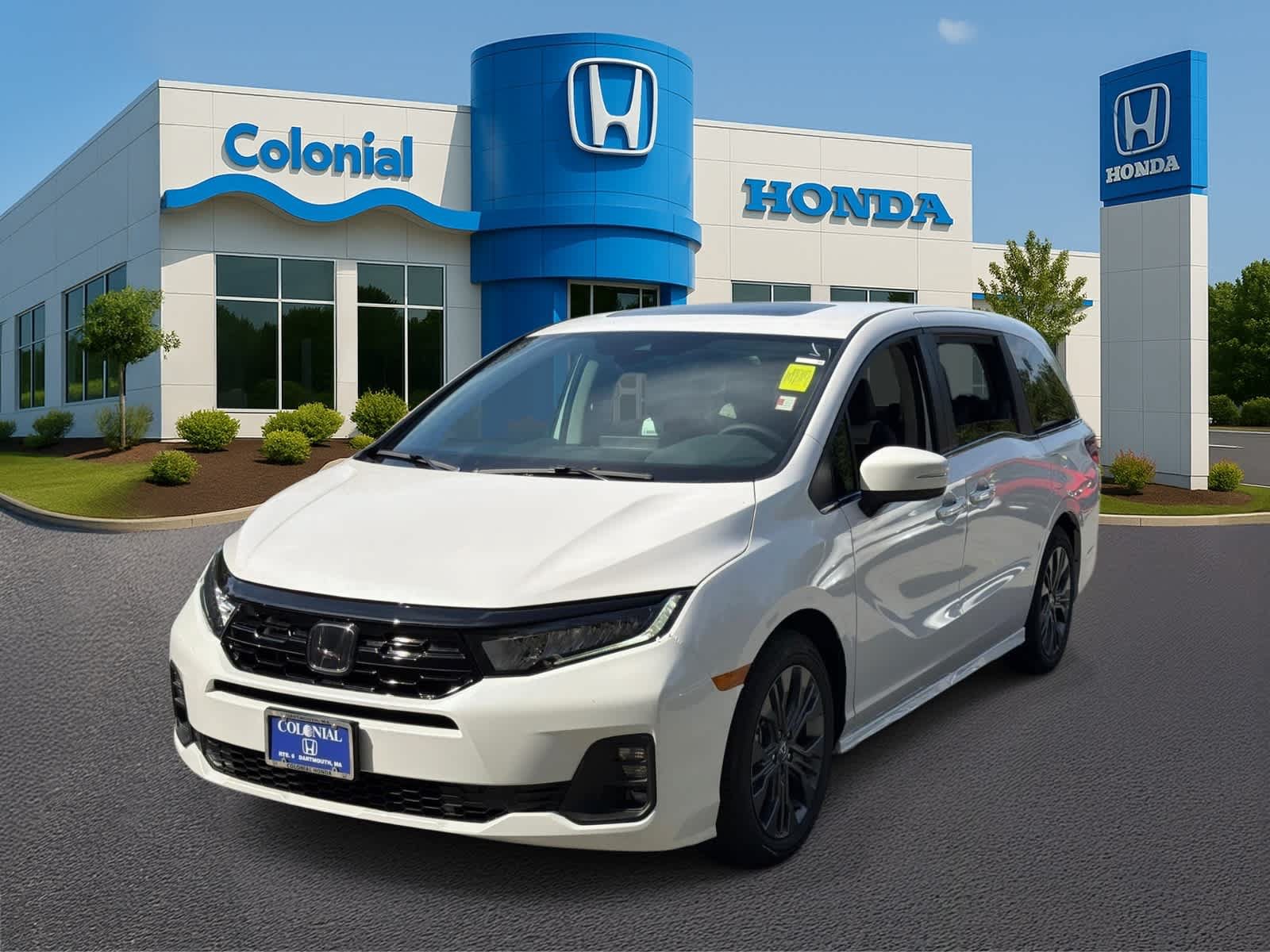 New 2027 Honda Odyssey Touring image 1