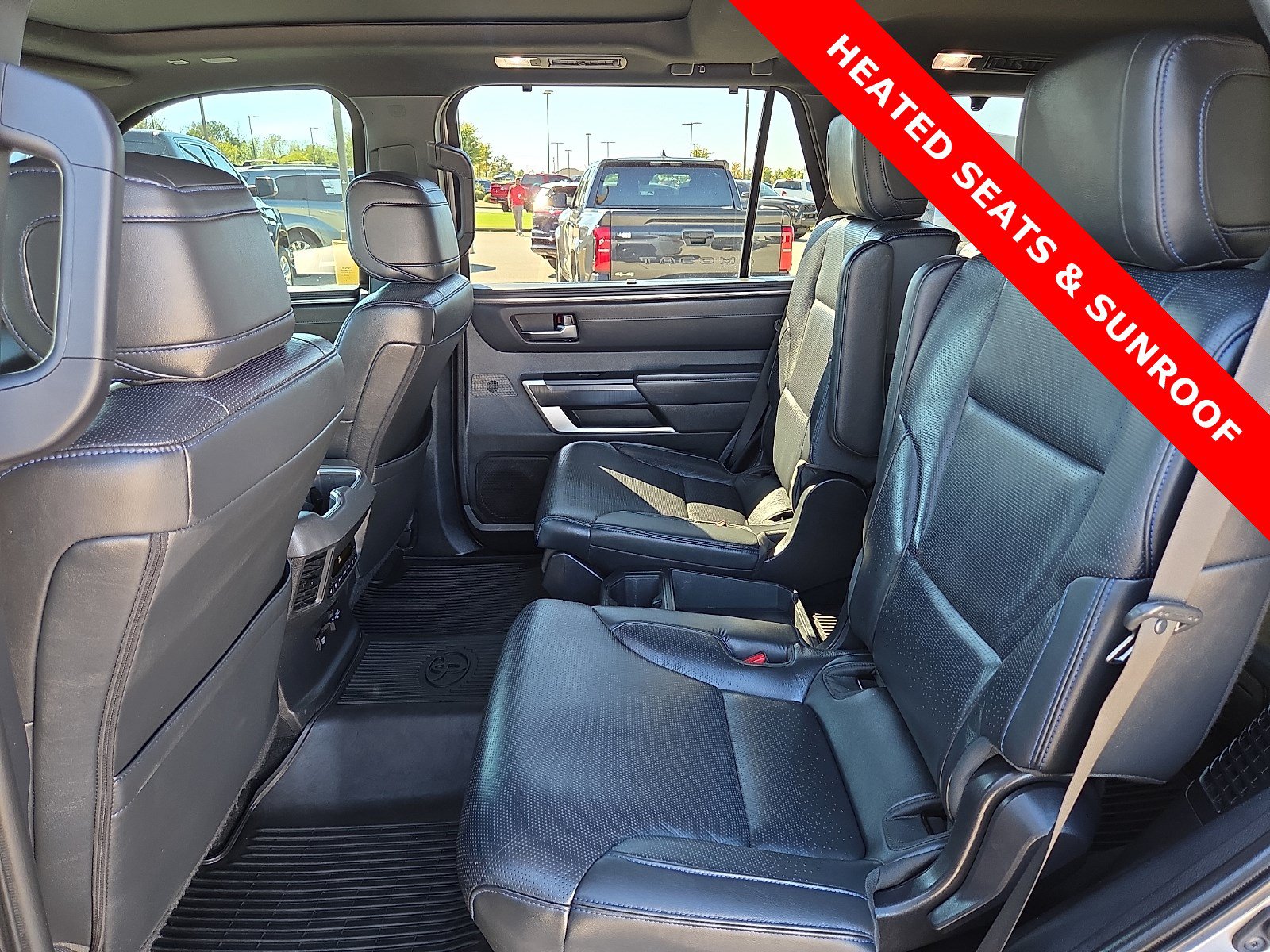 Used 2024 Toyota Sequoia Platinum AWD/4WD image 11