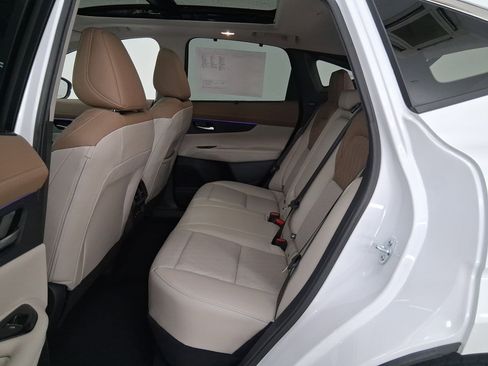 Used 2025 Nissan Murano Platinum w/ Cargo Package image 13