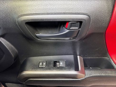 Used 2022 Toyota Tacoma SR5 image 50