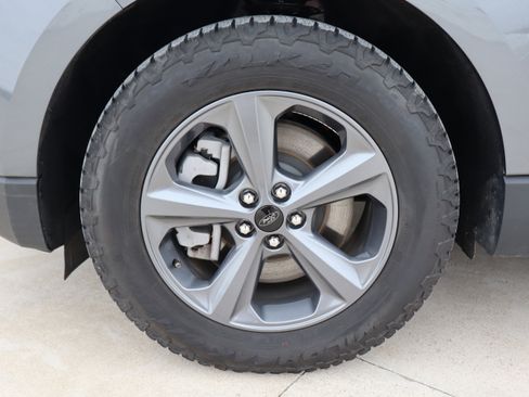 Used 2024 Ford Edge SEL w/ Sport Appearance Package image 30