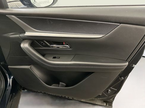 Used 2024 MAZDA CX-90 Plug-In Hybrid w/ Preferred AWD/4WD image 36