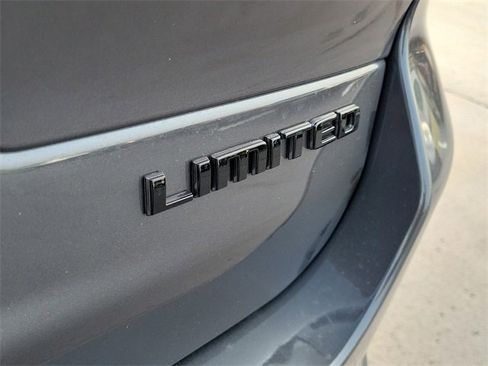 New 2025 Jeep Grand Cherokee L Limited w/ Black Appearance Package image 6