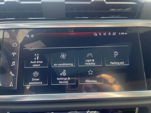 Used 2024 Audi Q3 2.0T Premium Plus w/ Premium Plus Package image 27