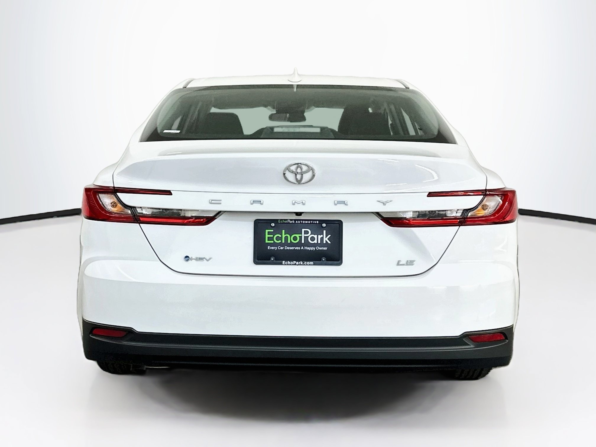 Used 2026 Toyota Camry LE FWD image 7