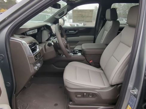 New 2026 GMC Yukon XL Elevation image 22