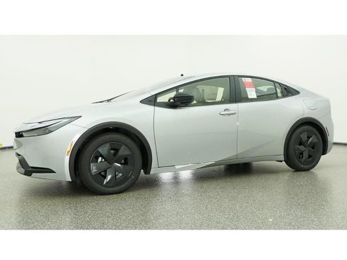 New 2026 Toyota Prius LE FWD image 18
